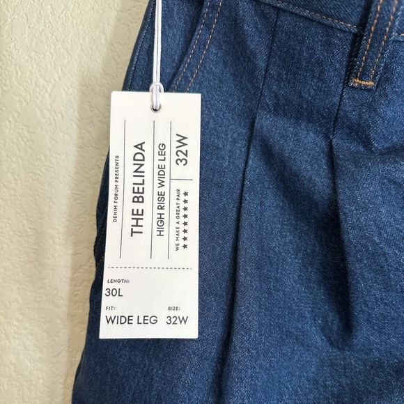 Aritzia Denim Forum The Belinda High Rise Wide Leg
Jeans Size 32 - Picture 4 of 5